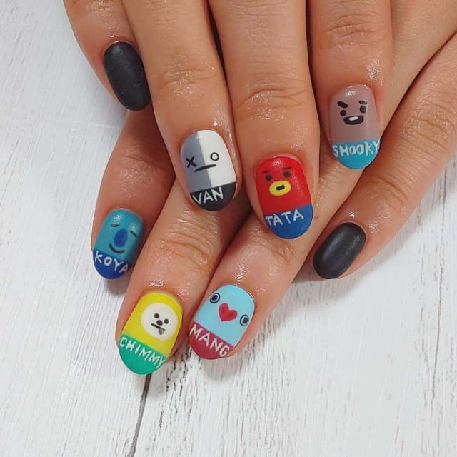 福岡 六本松 ネイルサロン Nail Daisyの痛ネイル・推しネイル・3Dネイル・Flatネイル